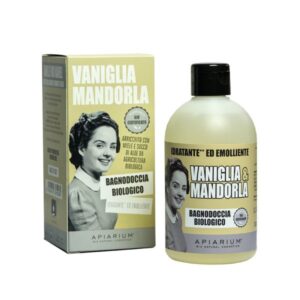 Un bagno di profumo che porta con sé l’aroma inconfondibile della Vaniglia unito a quello della mandorla e dei fiori di agrumi.